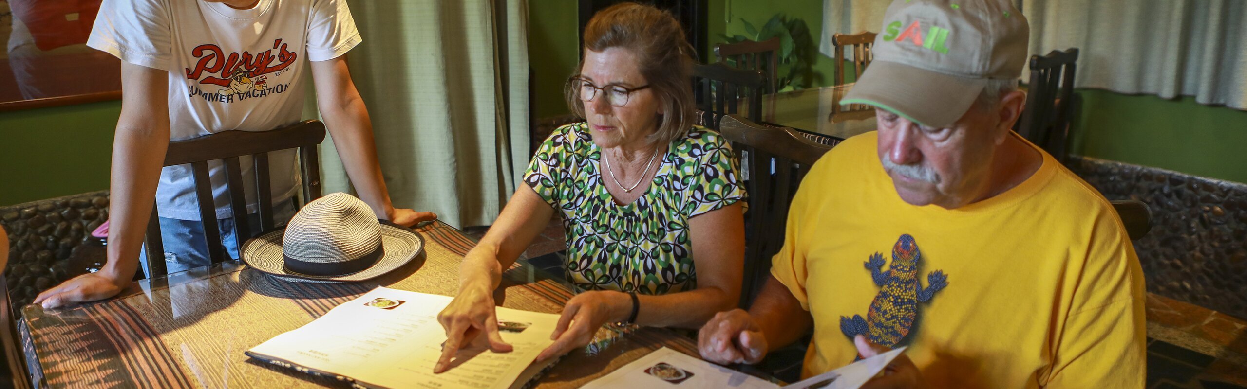 How to Order Food in Restaurants in China